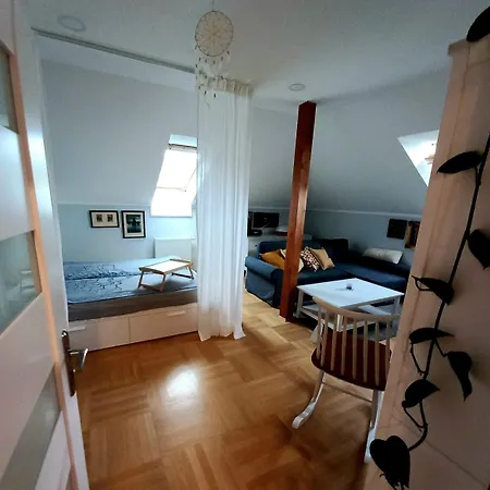 Apartment Dreamy Valley Nenacovice